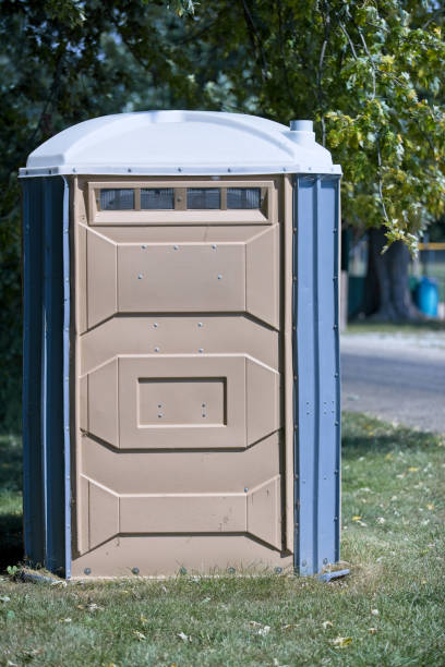 Best Best portable toilet rental  in Akron, NY