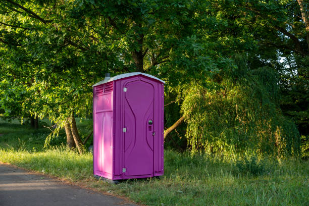 Best Porta potty delivery and setup  in Akron, NY